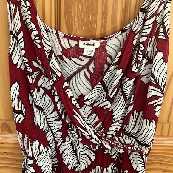 GARAGE Leaf Print Romper - Picture 3 of 8